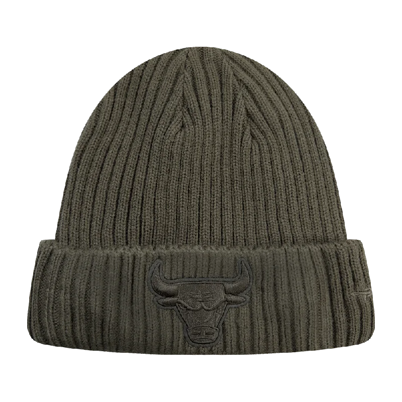 NBA CHICAGO BULLS NEUTRAL BEANIE (DARK TAUPE)